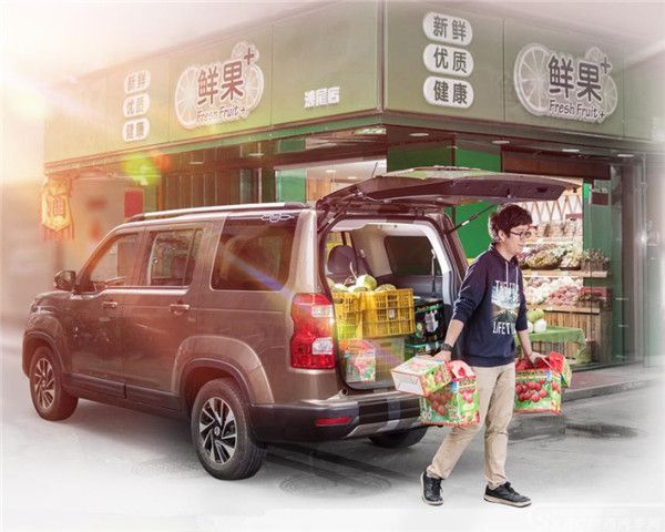 长安欧尚X70A比五菱宏光S3