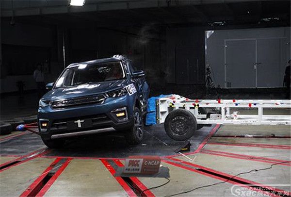 挑战C-NCAP 长安CS55获得五星安全评价!