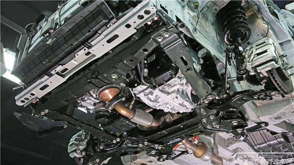 安全不光是外表 长安新CS75全拆解