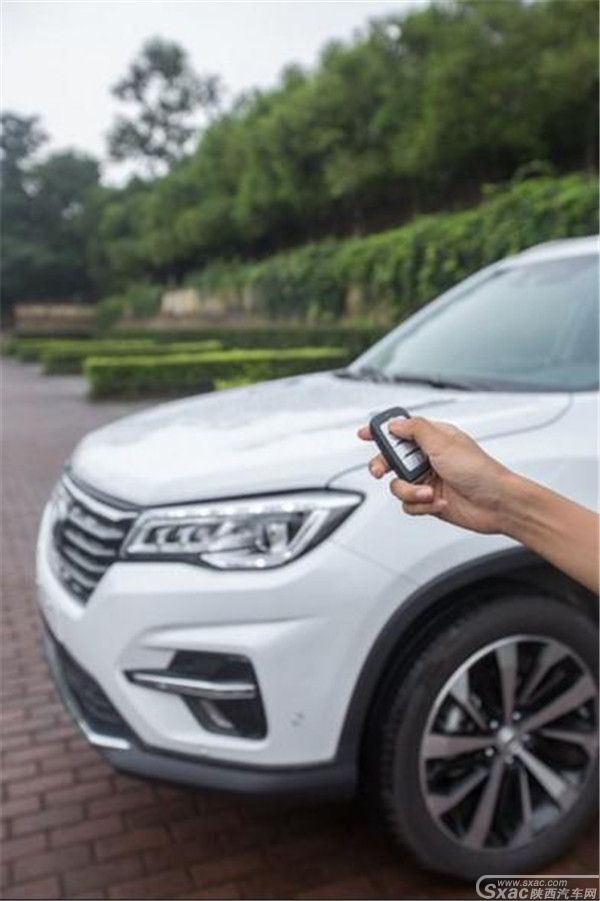雨季行车难?不存在的 长安新CS75为你神助攻