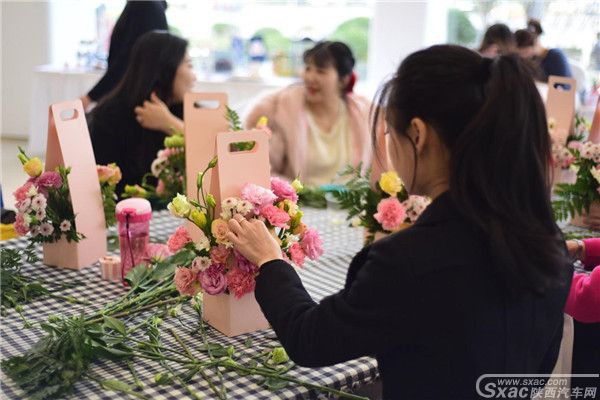 芬芳华语,致美佳人